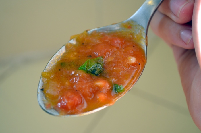 homemade heirloom tomato basil sauce